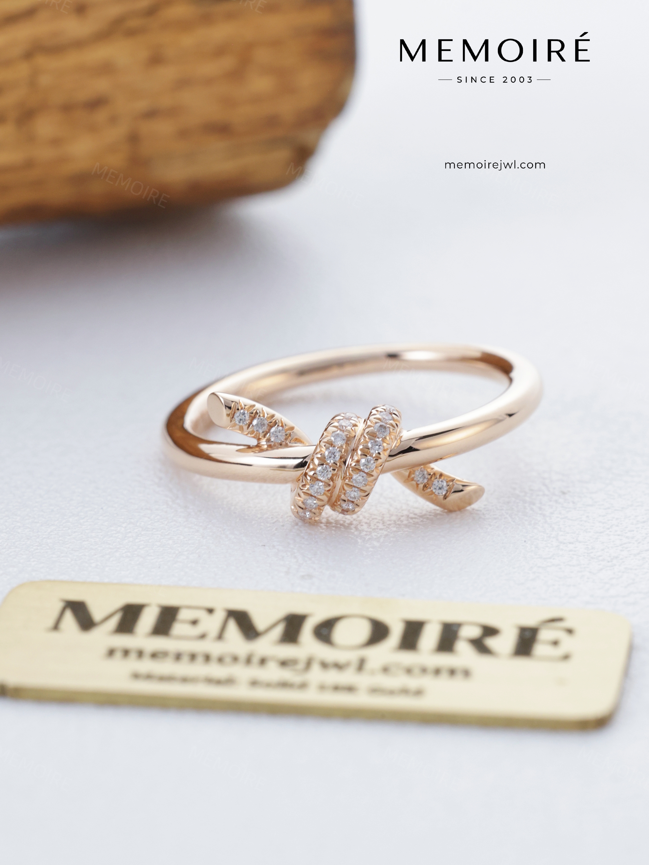 MEMOIRÉ 18K Rose Gold Narrow Knot Ring